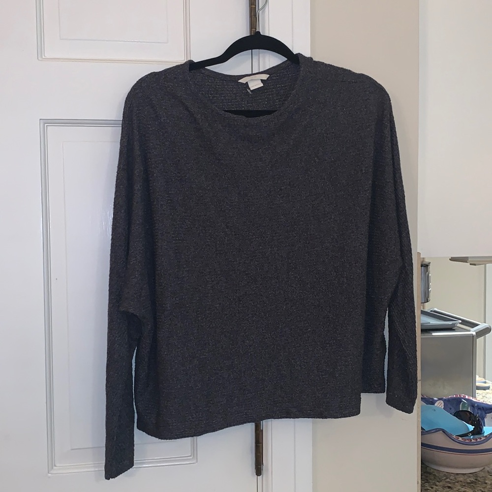 H&M sweater/pullover size medium